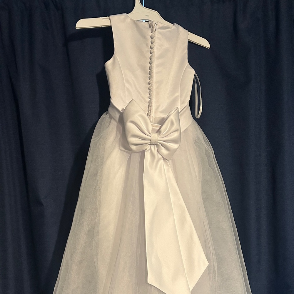 Elegant White Flower Girl Dress